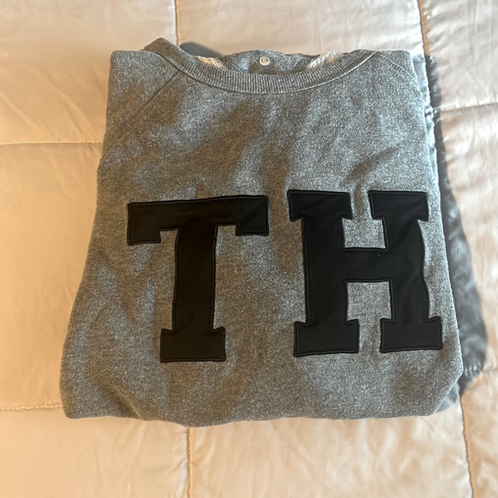 😁Tommy Hilfiger😁